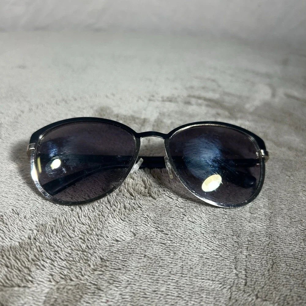 Jessica Simpson Round Sunglasses Black Rose Designer Frame & Gradient Lenses